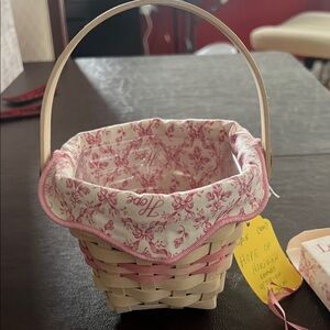 Longaberger Pink and Silver Tie-On Accessory
Breast cancer 2001 basket